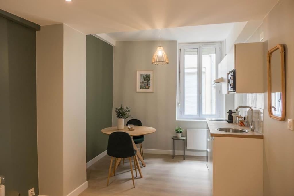 Bel Appartement Idealement Situe Orléans Dış mekan fotoğraf
